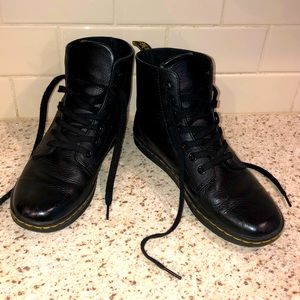 AirWair Leyton style lightweight supple flexible air cushioned sole Doc Martens